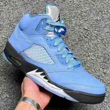 Load image into Gallery viewer, Jordan 5 UNC