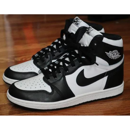 Jordan 1 Black/White