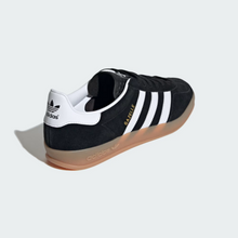 Load image into Gallery viewer, Adidas Gazelle - Black/White
