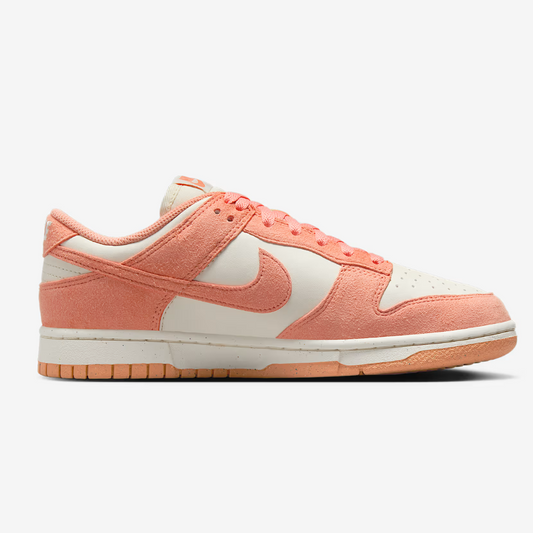 Dunk Low Apricot
