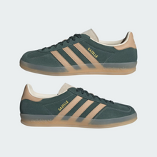 Load image into Gallery viewer, Adidas Gazelle - Dark Green
