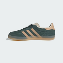 Load image into Gallery viewer, Adidas Gazelle - Dark Green
