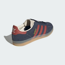 Load image into Gallery viewer, Adidas Gazelle - Navy/Red
