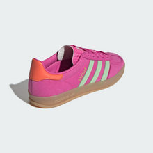 Load image into Gallery viewer, Adidas Gazelle - Yellow/Pink
