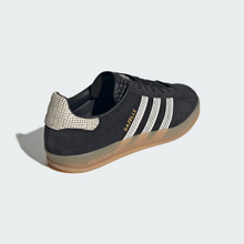 Load image into Gallery viewer, Adidas Gazelle - Core Black/White
