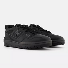 Load image into Gallery viewer, New Balance 550 - Black
