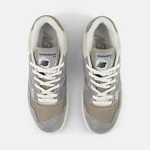 Load image into Gallery viewer, New Balance 550 - Slate Grey
