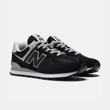 Load image into Gallery viewer, New Balance 574 Core - Black
