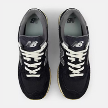 Load image into Gallery viewer, New Balance 574 - Black
