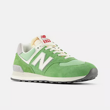 Load image into Gallery viewer, New Balance 574 - Green
