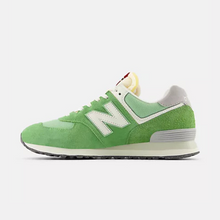 Load image into Gallery viewer, New Balance 574 - Green
