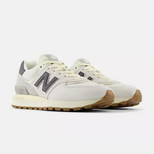 Load image into Gallery viewer, New Balance 574 Legacy - White/Grey
