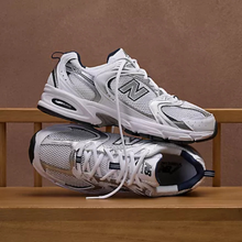 Load image into Gallery viewer, New Balance 530 - White/Indigo
