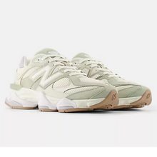 Load image into Gallery viewer, New Balance 14060 - Pearl Grey
