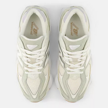 Load image into Gallery viewer, New Balance 9060 - Pearl Grey

