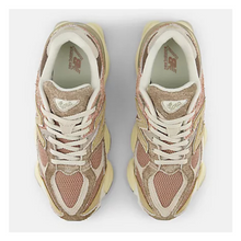 Load image into Gallery viewer, New Balance 9060 - Mushroom
