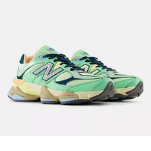 Load image into Gallery viewer, New Balance 14060 - Light Green
