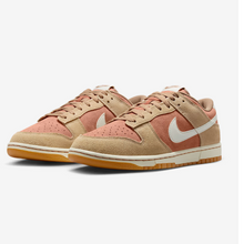 Load image into Gallery viewer, Dunk Low Beige/Orange
