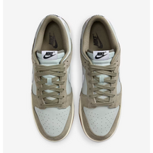 Load image into Gallery viewer, Dunk Low Light Silver/Green
