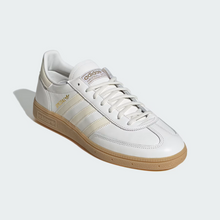 Load image into Gallery viewer, Adidas Spezial - White/Beige
