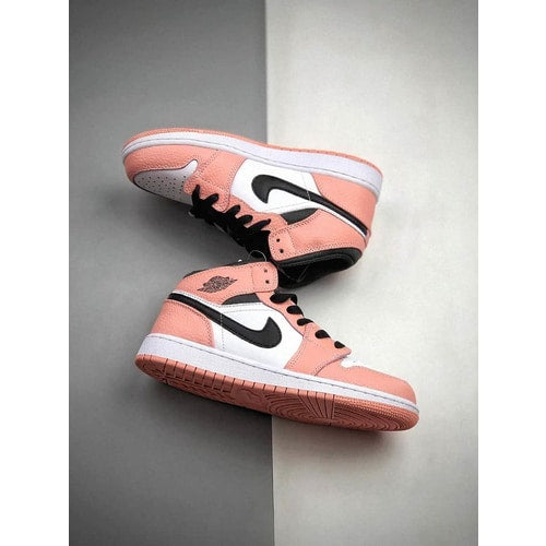 Jordan 1 Pink Quartz