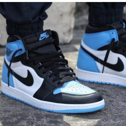 Jordan 1 UNC Toe
