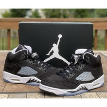 Load image into Gallery viewer, Jordan 5 Oreo
