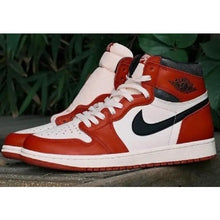Load image into Gallery viewer, Jordan 1 Retro High OG Chicago Lost And Found
