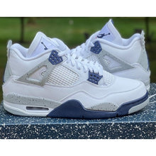 Load image into Gallery viewer, Jordan 4 Midnight Navy

