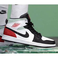 Load image into Gallery viewer, Jordan 1 Mid SE Union Black Toe
