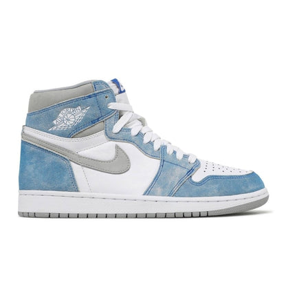 Jordan 1 Hyper Royal